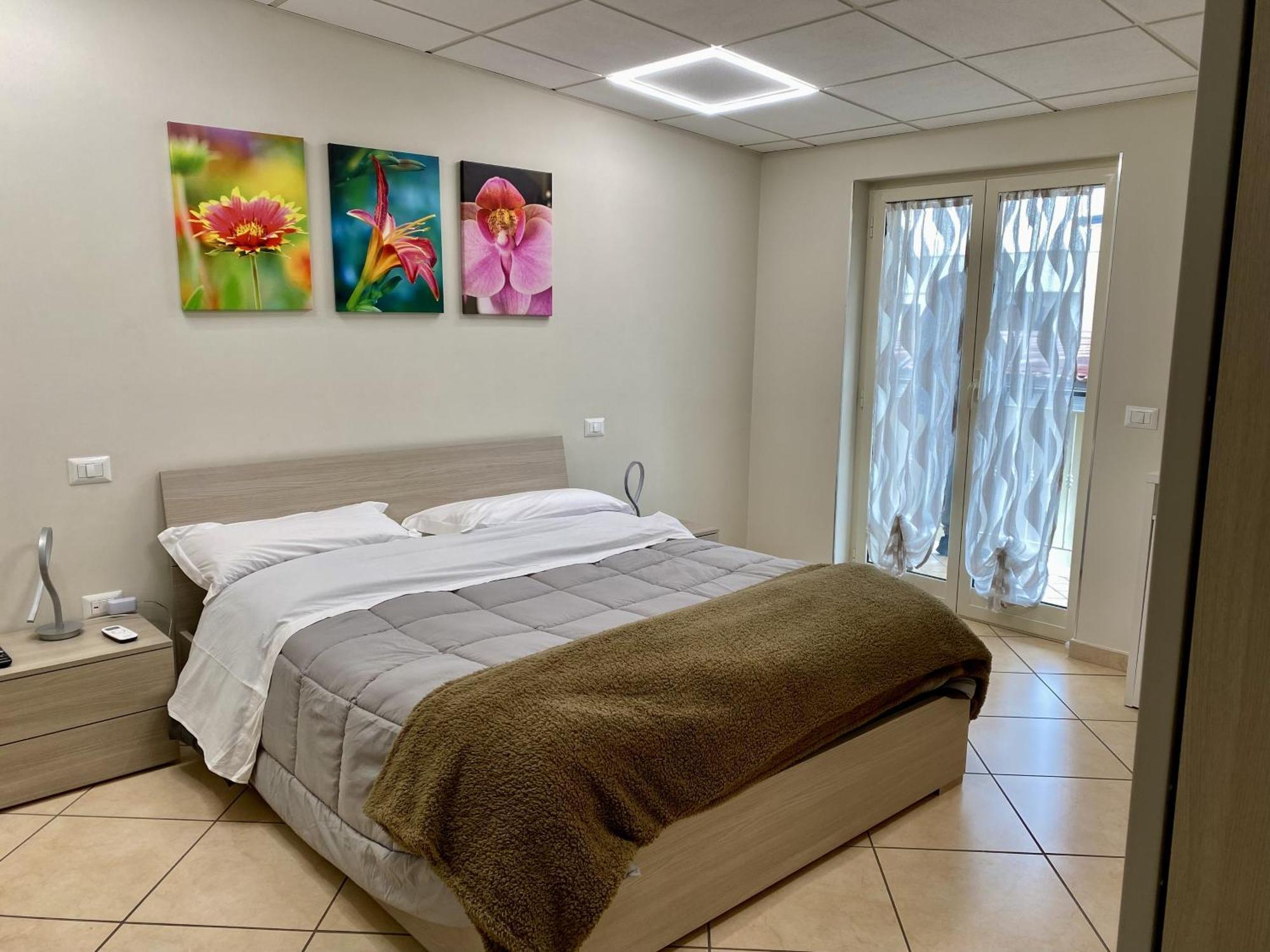 Appartamento Casa Crispino Mansarda N4 Per 3 Persone Frattaminore Esterno foto