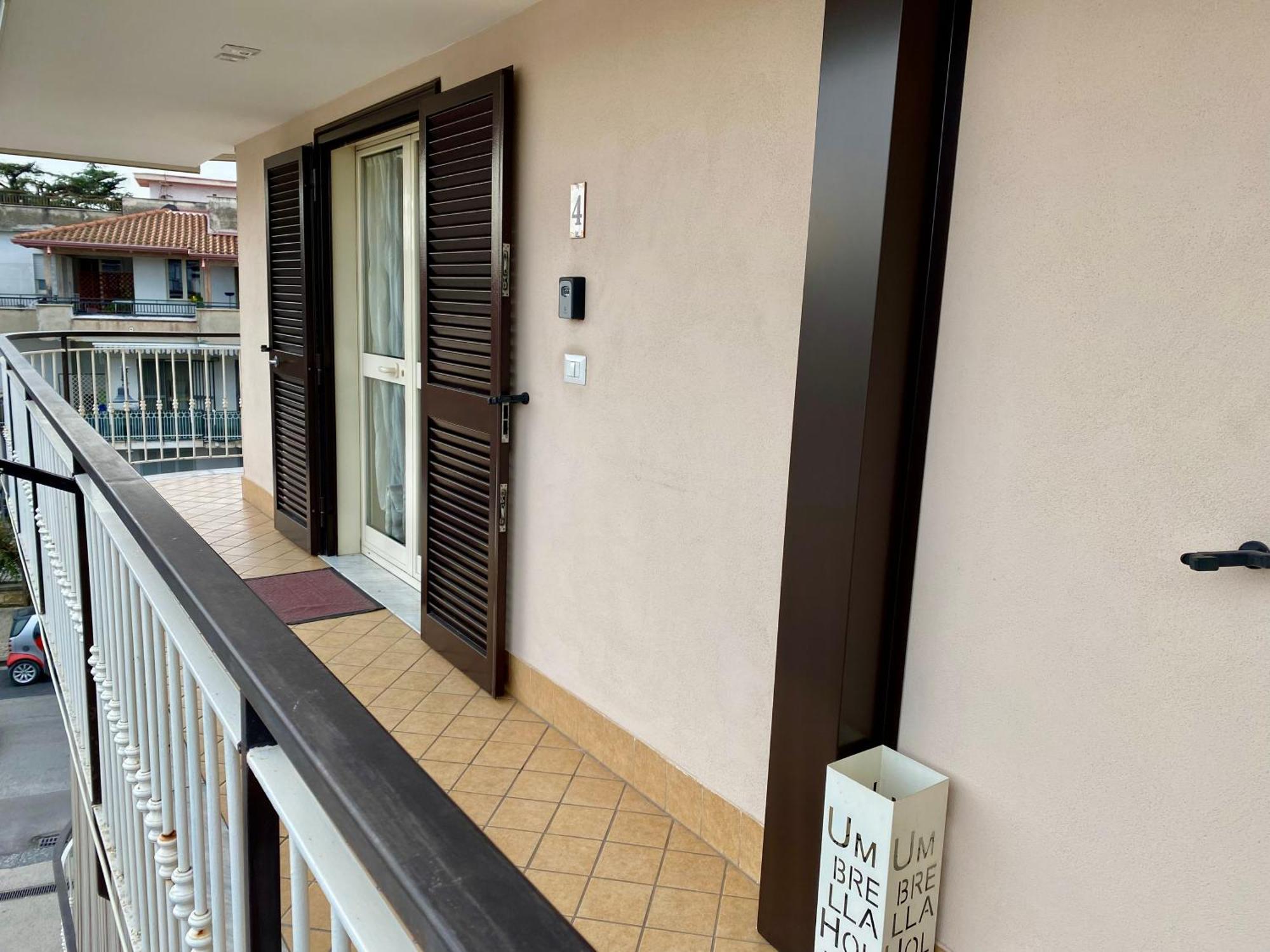 Appartamento Casa Crispino Mansarda N4 Per 3 Persone Frattaminore Esterno foto